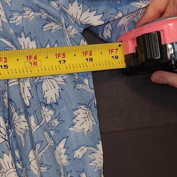 Women's puff sleeve dress - Picture 3 of 4